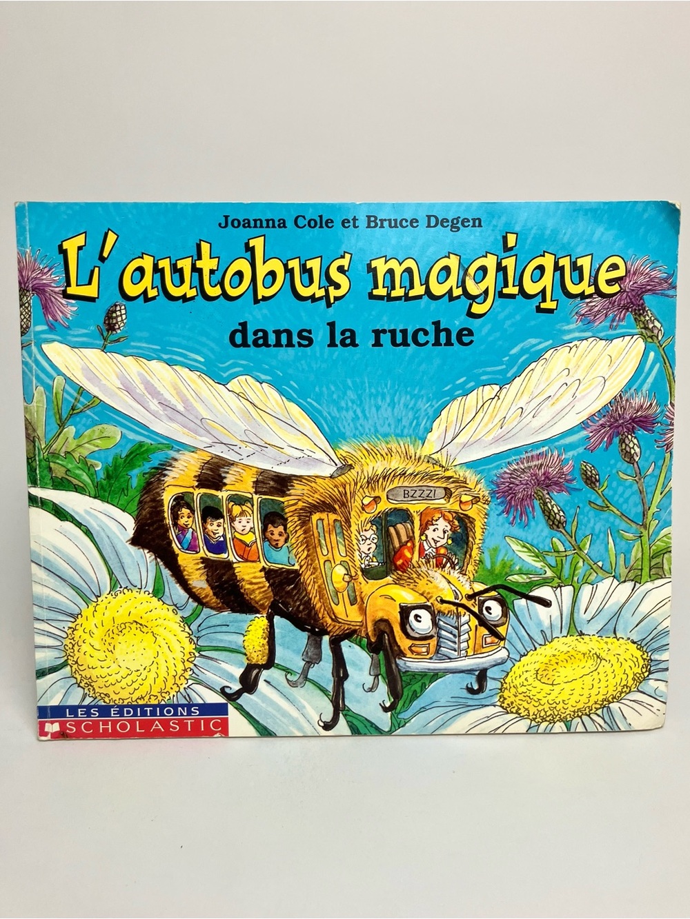 Livre vintage L'autobus magique dans la ruche 1998 French Book Children's 1990s